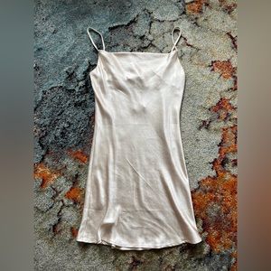 NBW Bäcia Mini cowl neck dress